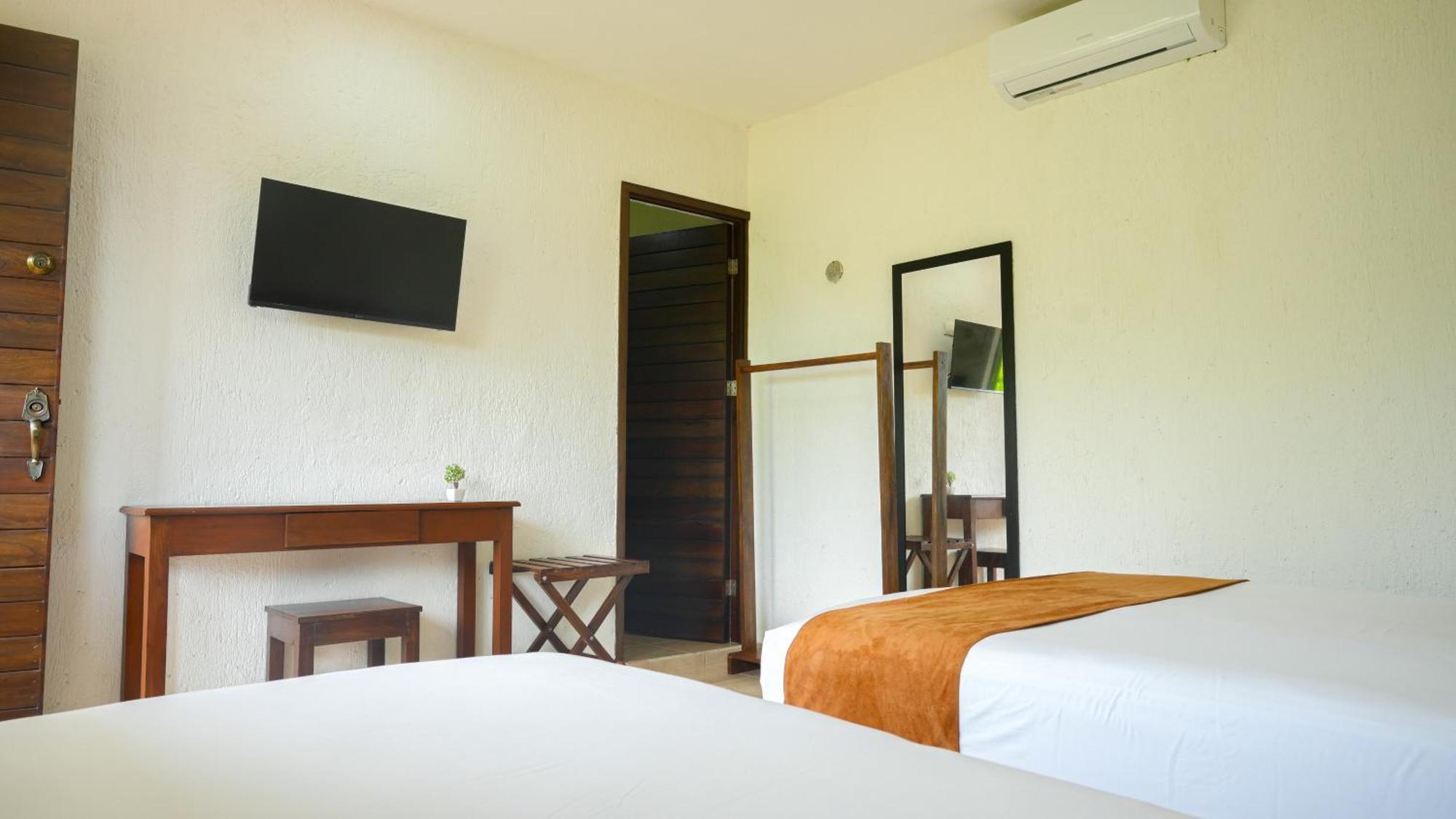 Hotel Del Parque Валядолид Екстериор снимка